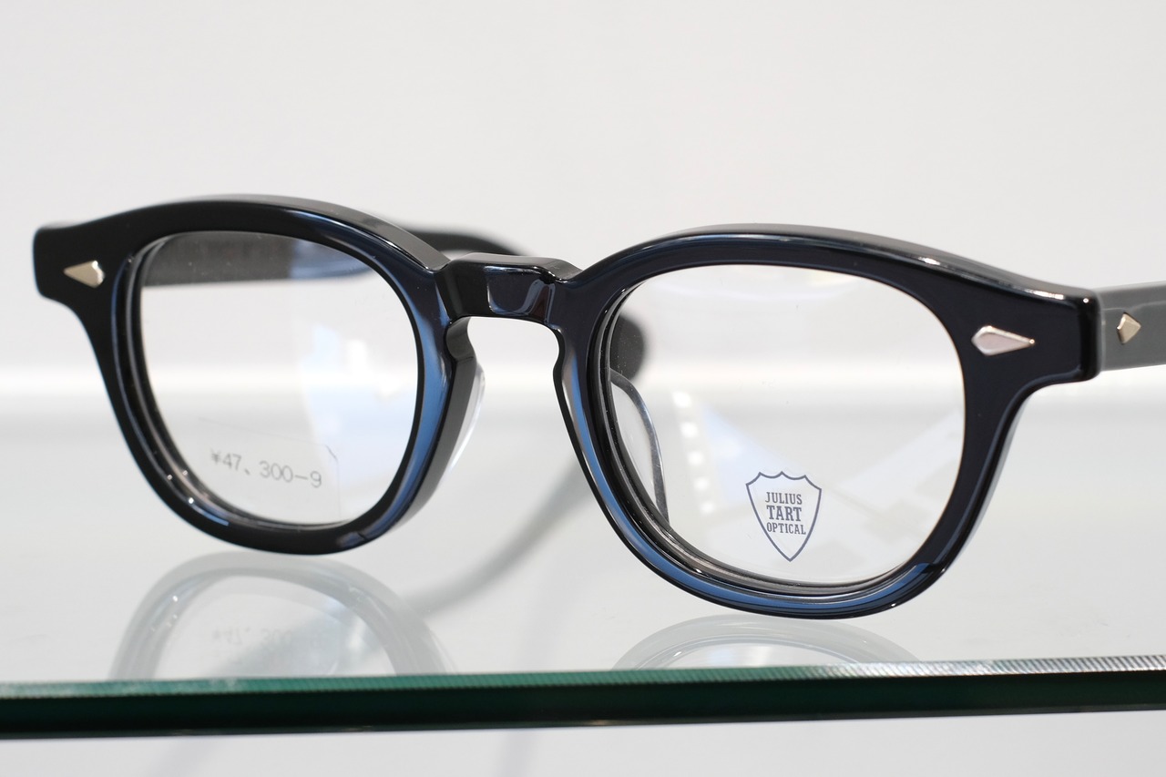 【JULIUS TART OPTICAL】AR 44-22 Col:BLK