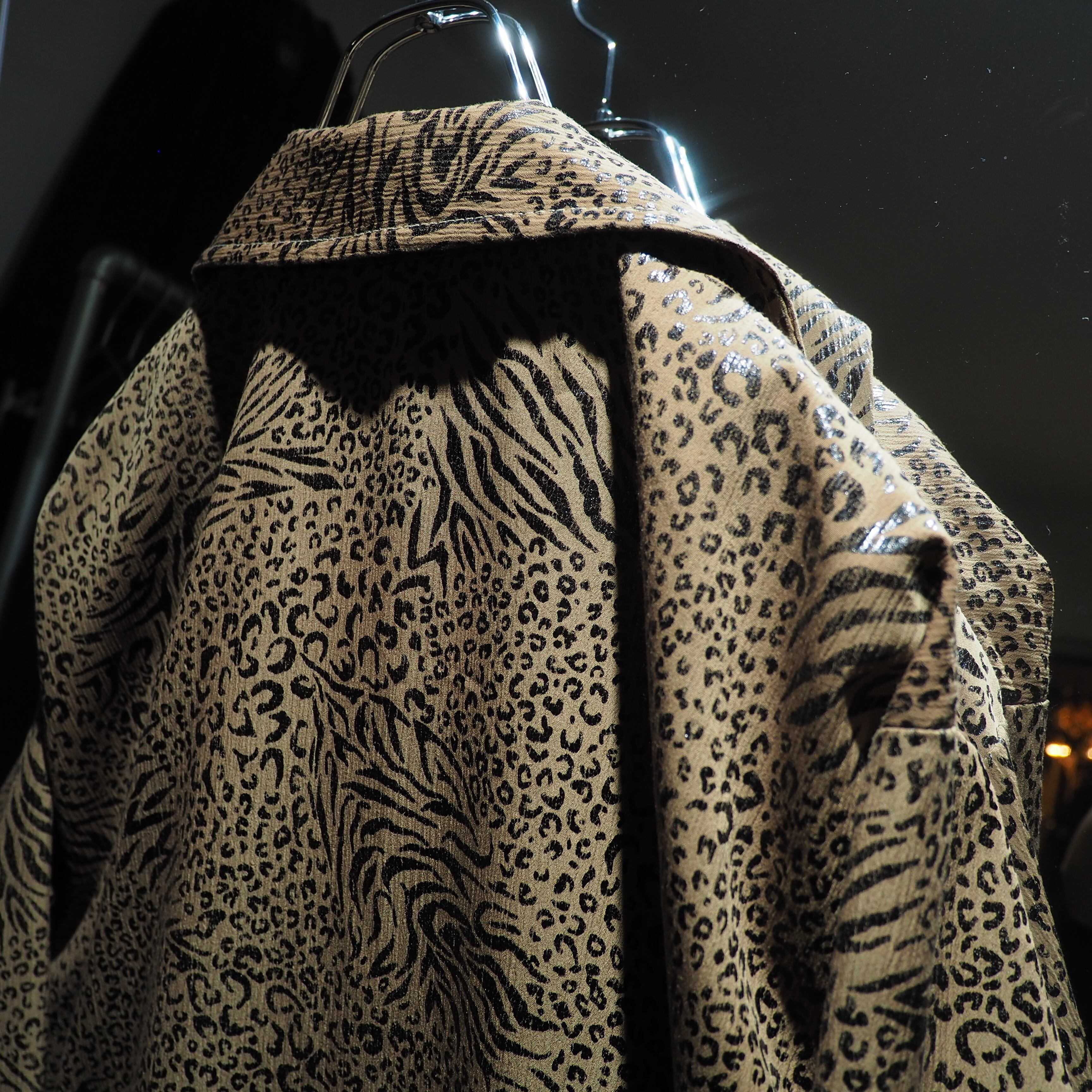 1990s Pleats line × Animal pattern coating vintage loose half coat jacket