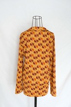 Pattern pullover shirts