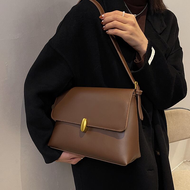 スタンダードオータムウィンター レトロ 秋物 冬物 スクウェア メッセンジャーバッグ Tiancai_Wing_Bag2110595113