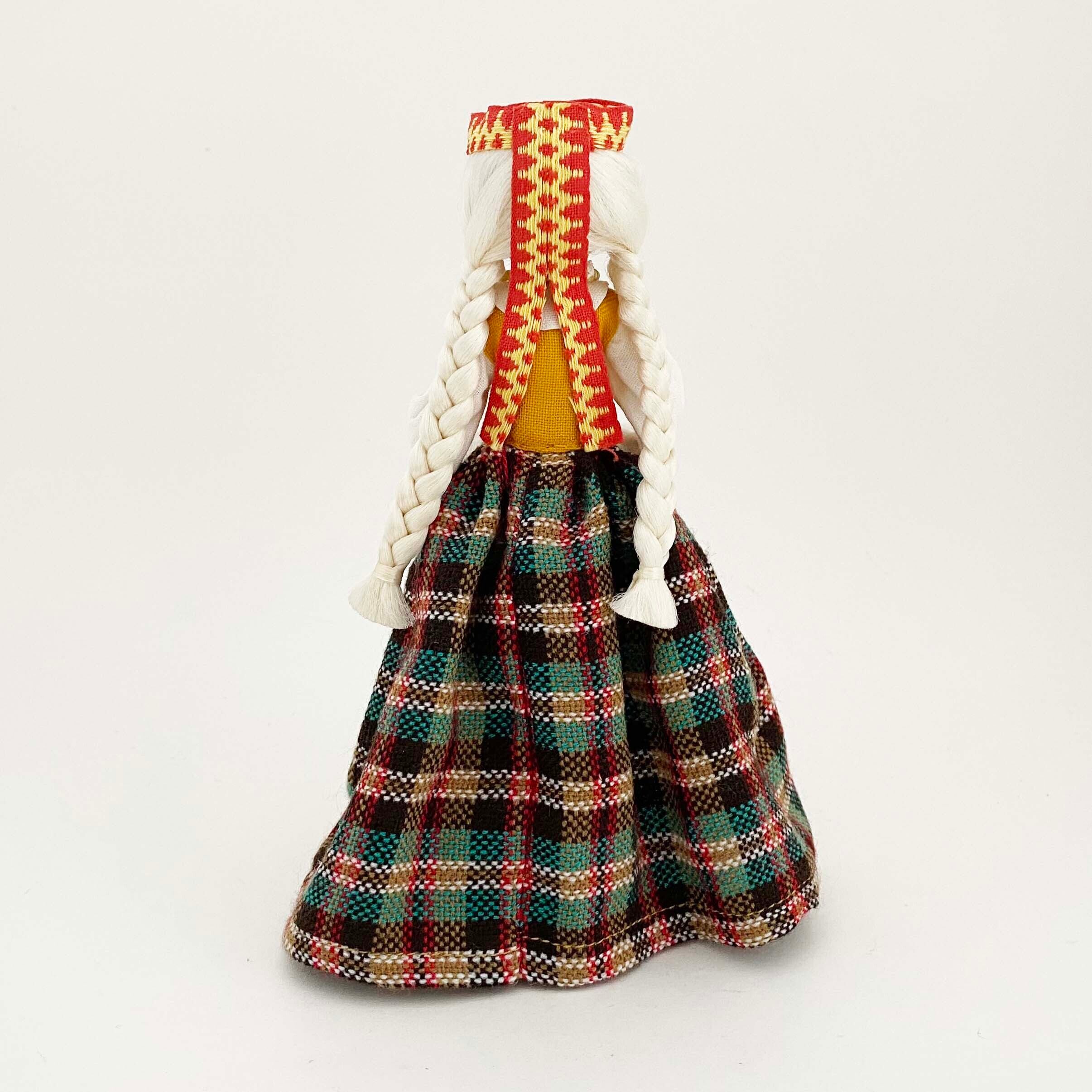 リトアニアの民族人形 ANDO製ヴィンテージ(黄色のベスト)