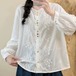 3色/ランダムボタンフラワー刺繍ブラウス ・12497