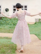 【0035】See-Through Floral Pearl Short Sleeve Dress