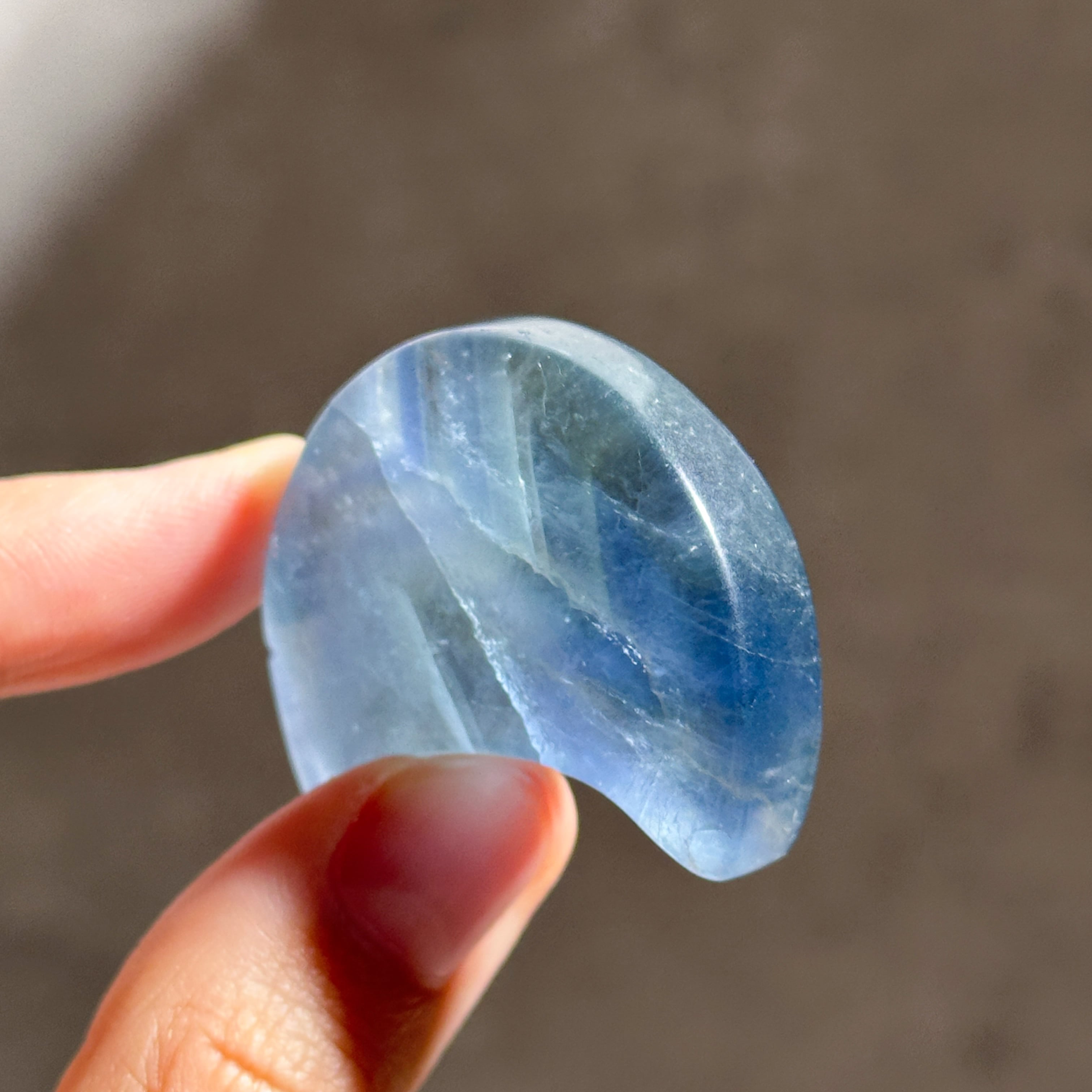 ブルーフローライト 三日月15◇ Fluorite ◇天然石・鉱物