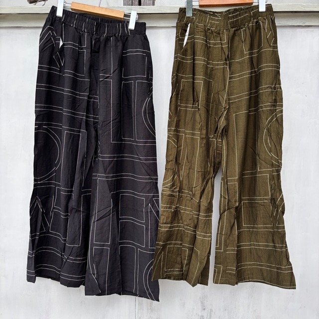 刺繍風ストレートパンツ