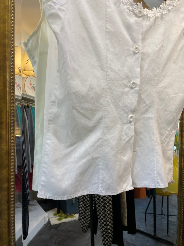Vintage 50's white flower sleeveless blouse
