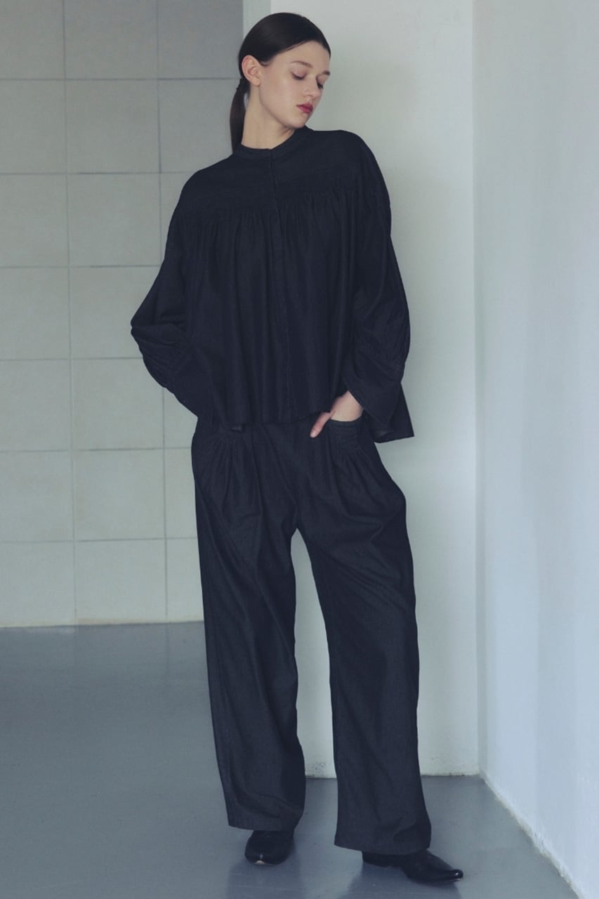 予約商品》〔SGN0779〕デニムピンタックブラウス | AAYUSHI