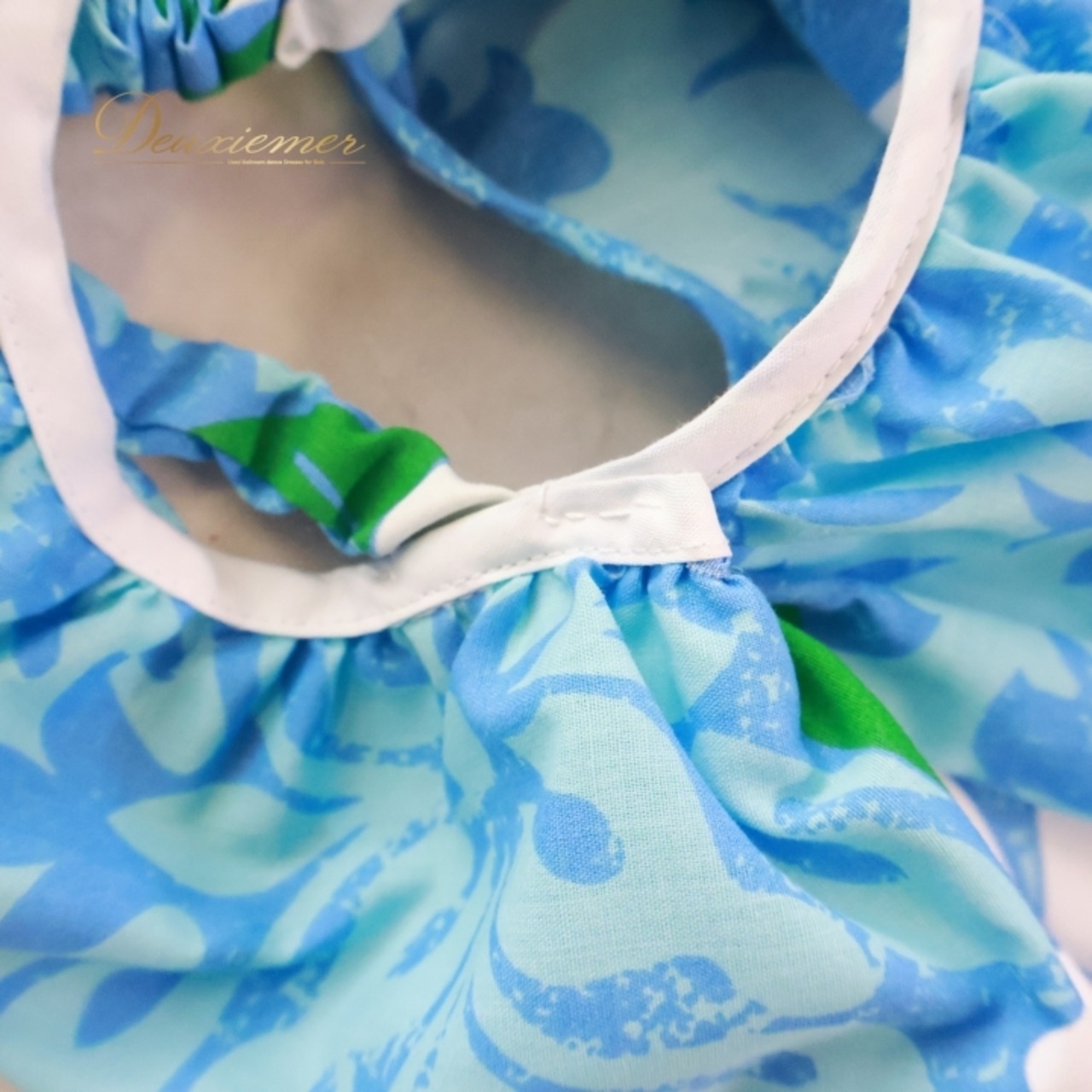 フラダンス 衣装 ワンピース ドレス ブルー系 マカマカ ティアレ柄 ハワイアンプリント MakaMaka アロハ フラ ダンス レッスン 練習 グリーン系 ホワイト系 水色 緑 白 華やか 鮮やか さわやか かわいい おしゃれ 上品 フラダンス衣装 ハワイアンドレス リゾート フラレッスン アロハシャツ オシャレ フラダンスイベント