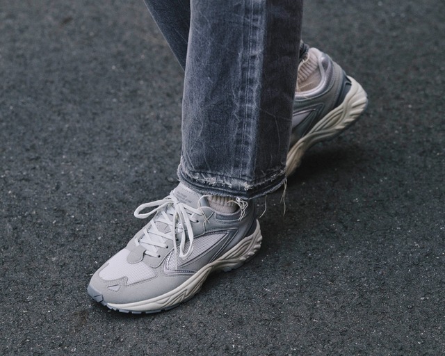 MOONSTAR 810s " STUDEN" SILVER