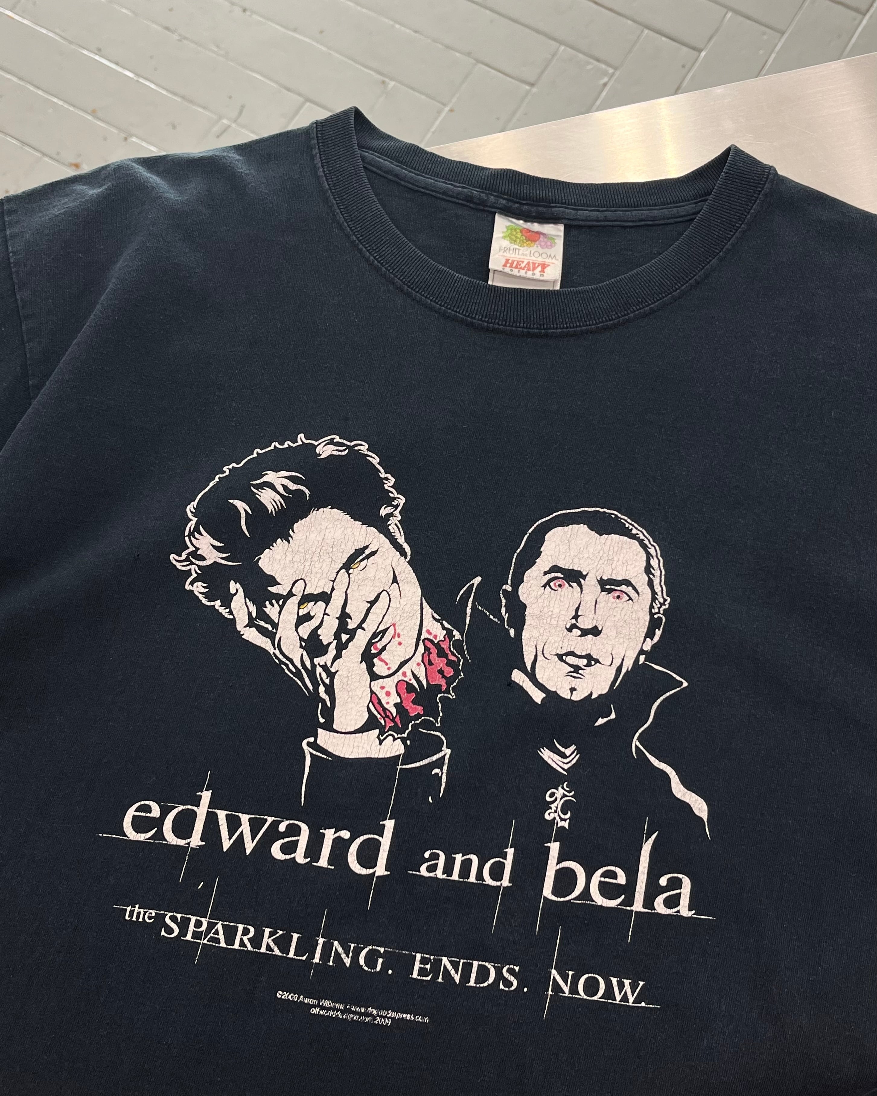 00s FRUIT OF THE LOOM "Edward&Bela" Vampire Print Tee
