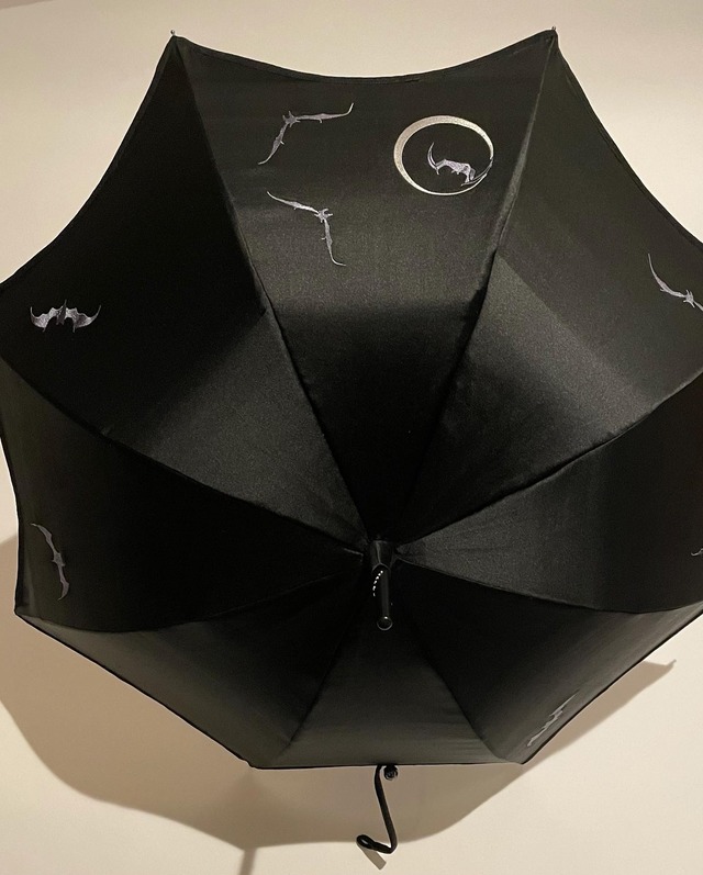帯で作る蝙蝠の日傘　Handmade  parasol  with antique "OBI" fabric