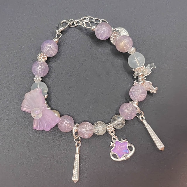 ラベンダー×ホワイトの蝶が舞うブレスレット(No.16)