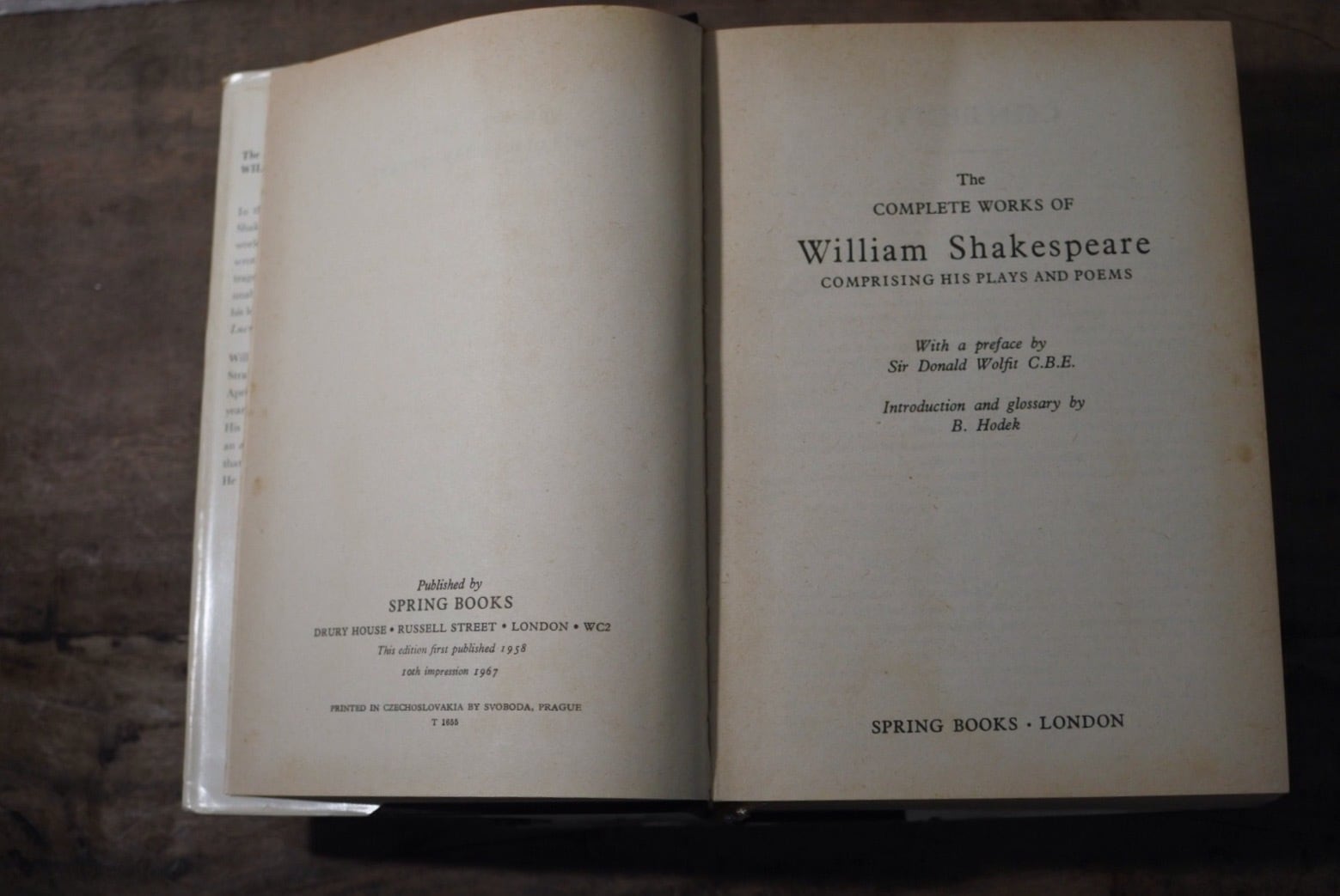 洋書 古書 The Complete Works of SHAKESPEARE ウィリアム シェイクスピア 1967年 | LUNETTA ルネッタ powered by BASE 洋書 古書 The Complete Works of SHAKESPEARE ウィリアム シェイクスピア 1967年 | LUNETTA ルネッタ powered by BASE