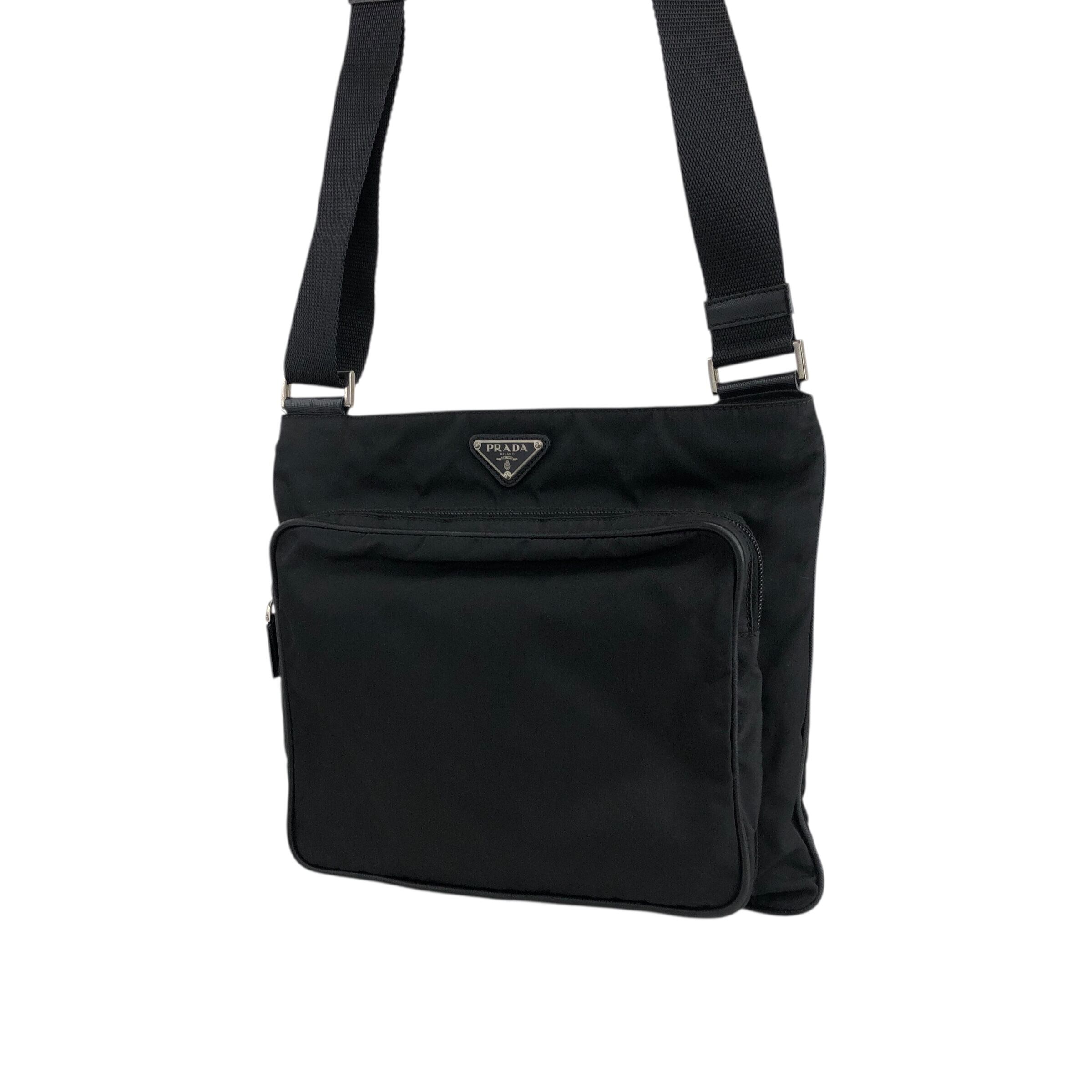 良品 PRADA ナイロン ショルダーバッグ バッグ ビンテージ メンズ ロゴ PRADA プラダ トライアングルロゴ ナイロン メッセンジャー