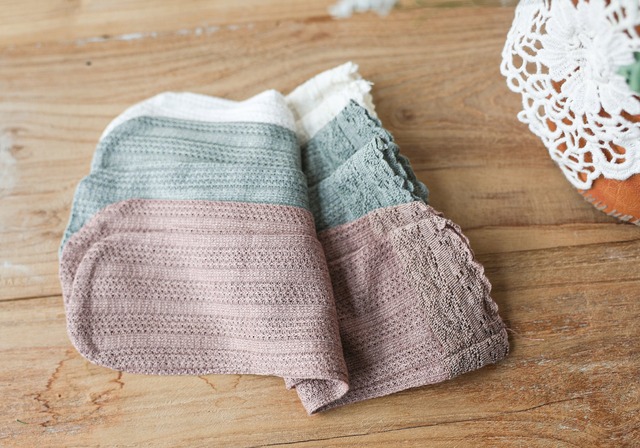 ※お洋服と同梱限定※ ラスト1 creamS【即納】<flo>  Eyelet knee socks