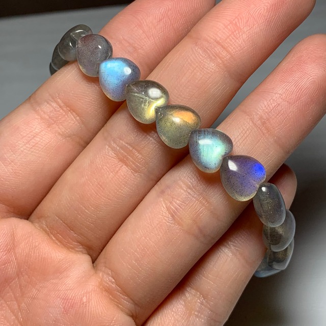 no2.シラーが美しい☆ハート・ラブラドライト ブレスレット