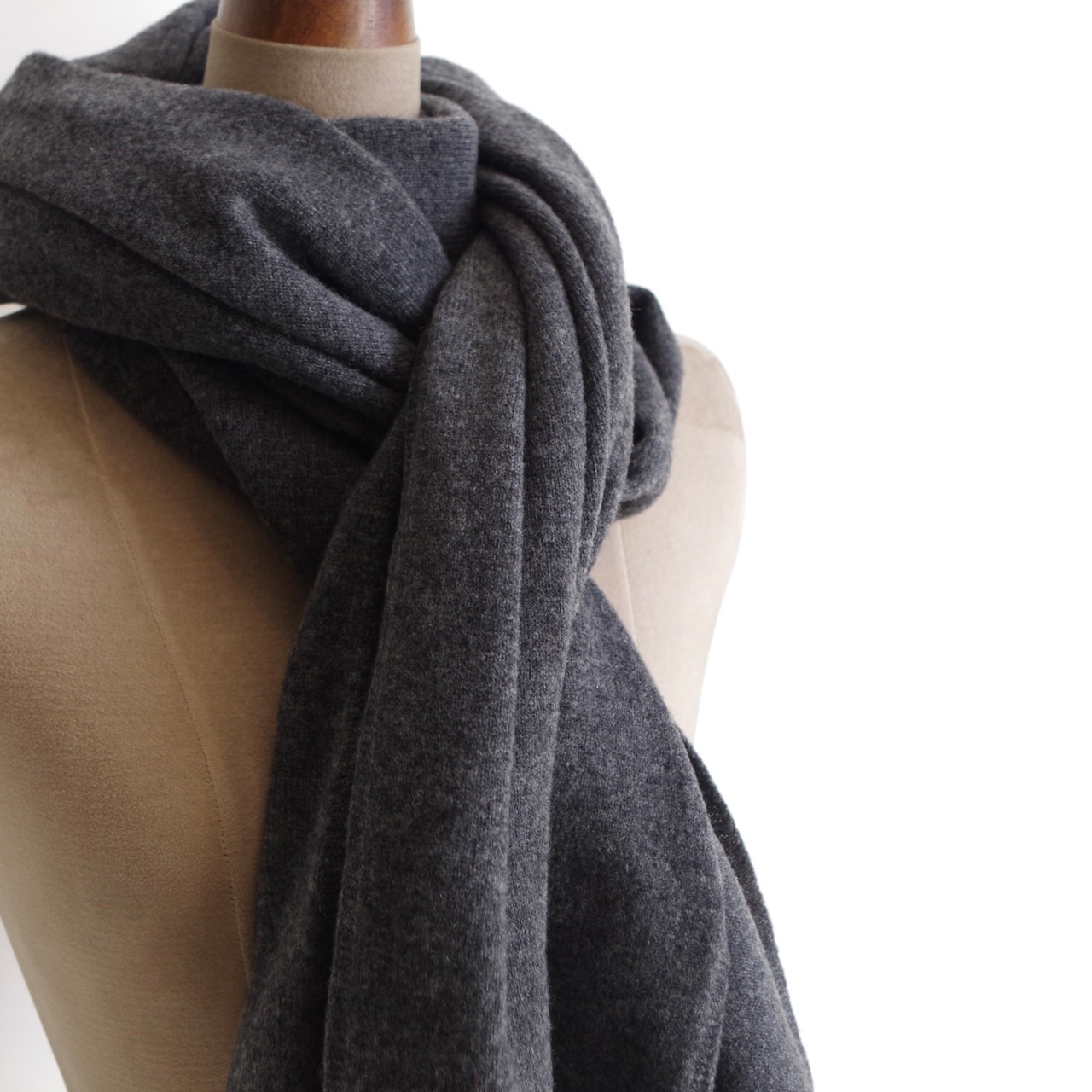Oblada KNIT SHAWL