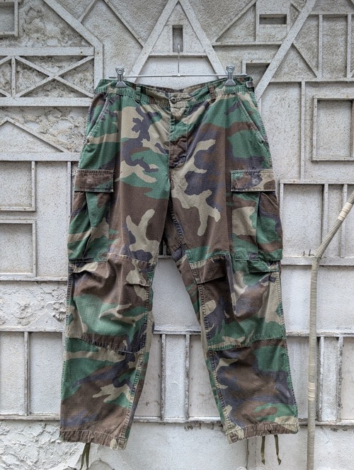 "MILITARY" camouflage cargo pants
