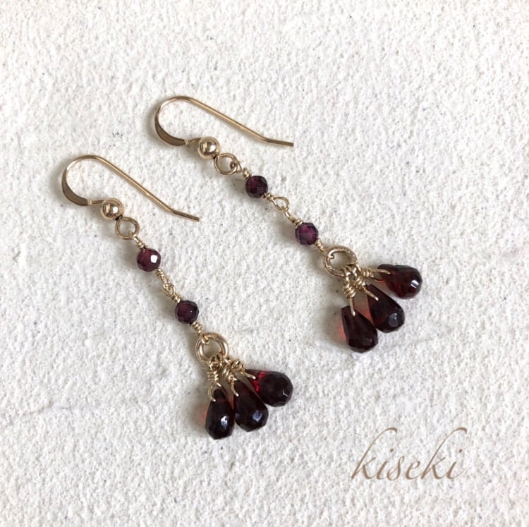 ガーネット×ガーネットピアス（イヤリング）14kgf 天然石