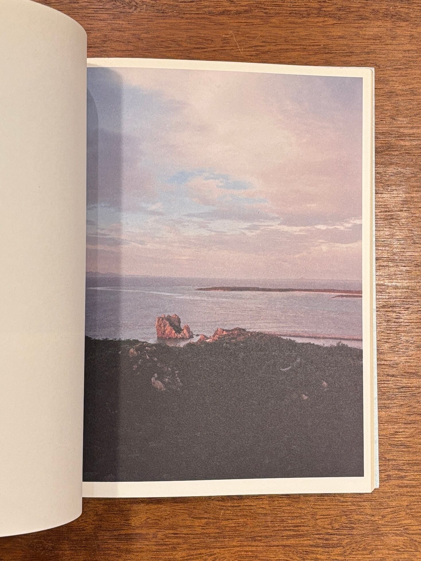 津田直『IHEYA IZENNA』 | 本屋B&B