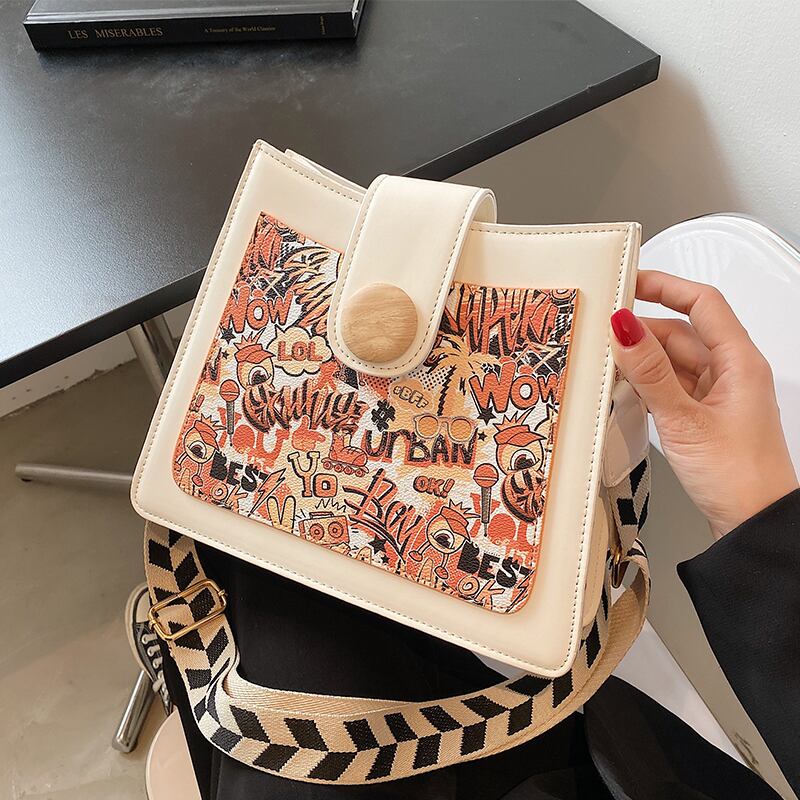 サマーレッド 夏物 メッセンジャーバッグ Tiancai_Wing_Bag58410079638