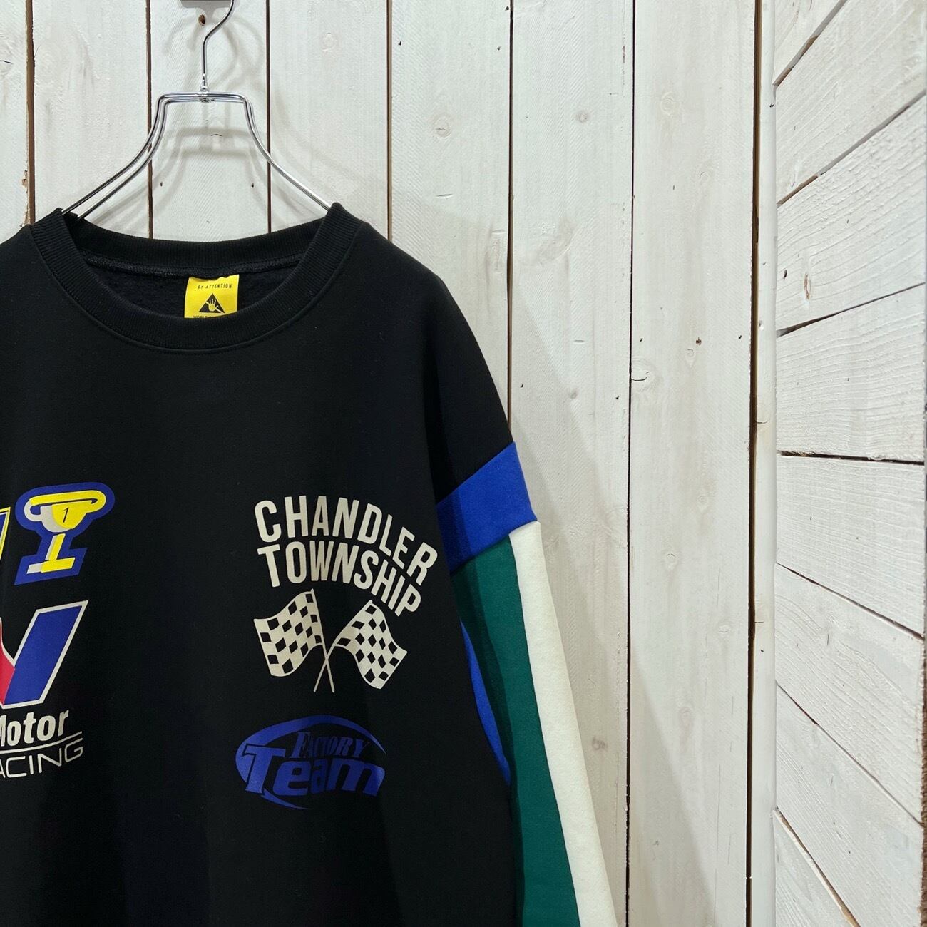 【VT-01225-2】Sleeve color scheme switching racing print sweatshirt / 袖 配色切替  レーシング プリント スウェット