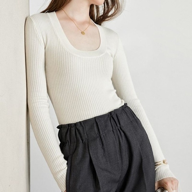 Uneck knit tops 2 colors　V1412