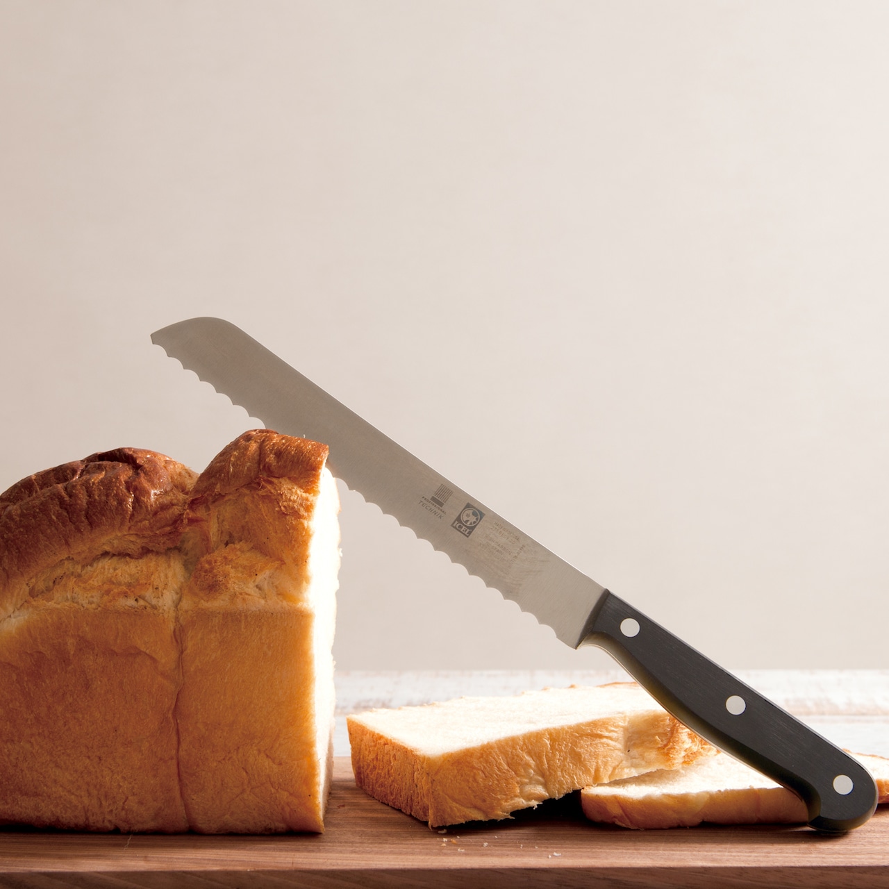 イセル ブレッドナイフ