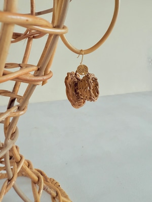 TEA CUP 片耳飾り