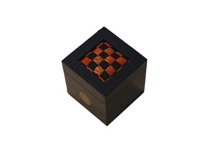 CUBE家紋(揚羽蝶)桐箱