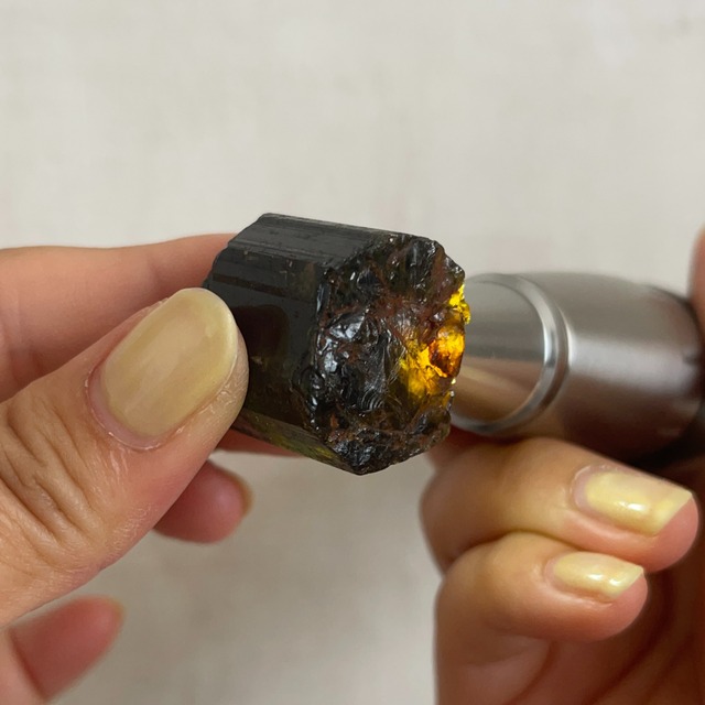 マダガスカル産【マンゴークォーツ】鉱物 天然石 パワーストーン