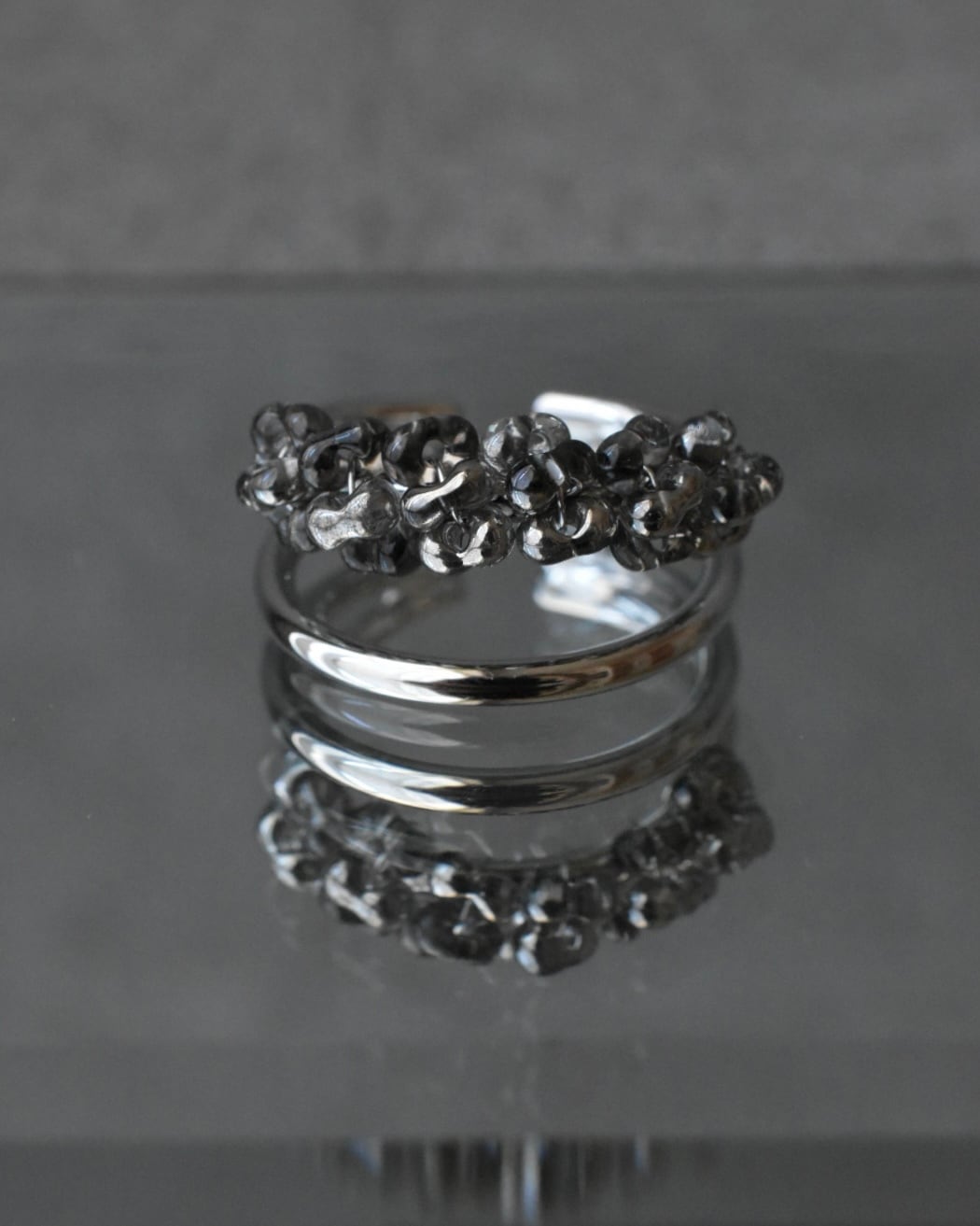 cuff ring - metallic black -