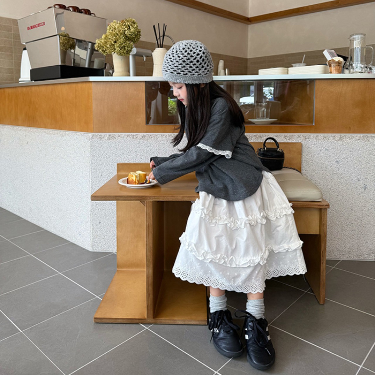 秋キラキラ素材レース付きレイヤード長袖