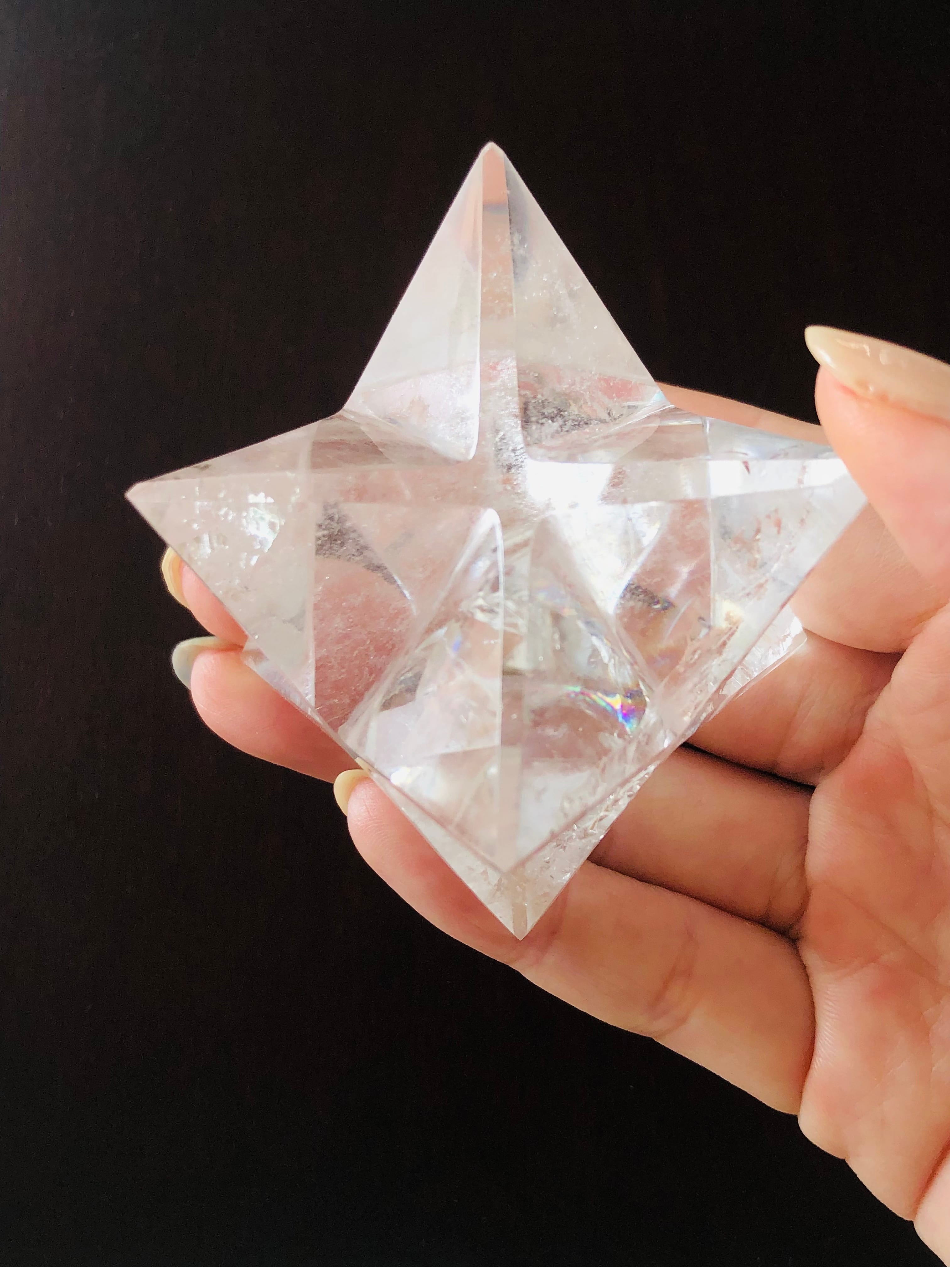 神秘の水晶！レムリアンシードクリスタルのマカバスター | 虹色の星