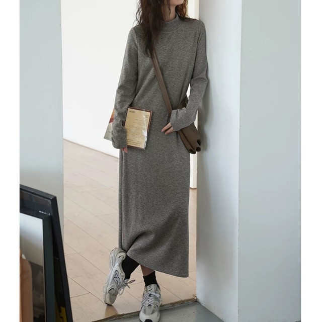 シンプルハイネックロングニットワンピース　2litr06223