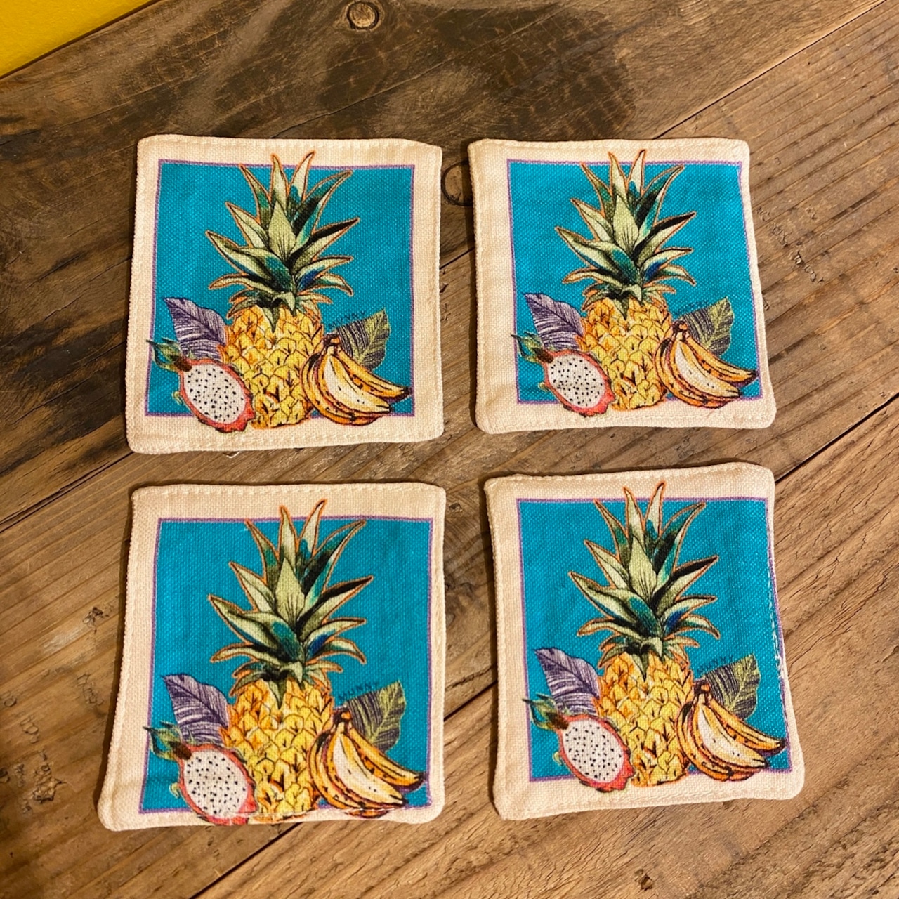 【MALAGUETA マラゲッタ】コースター 4枚セット フルーツ