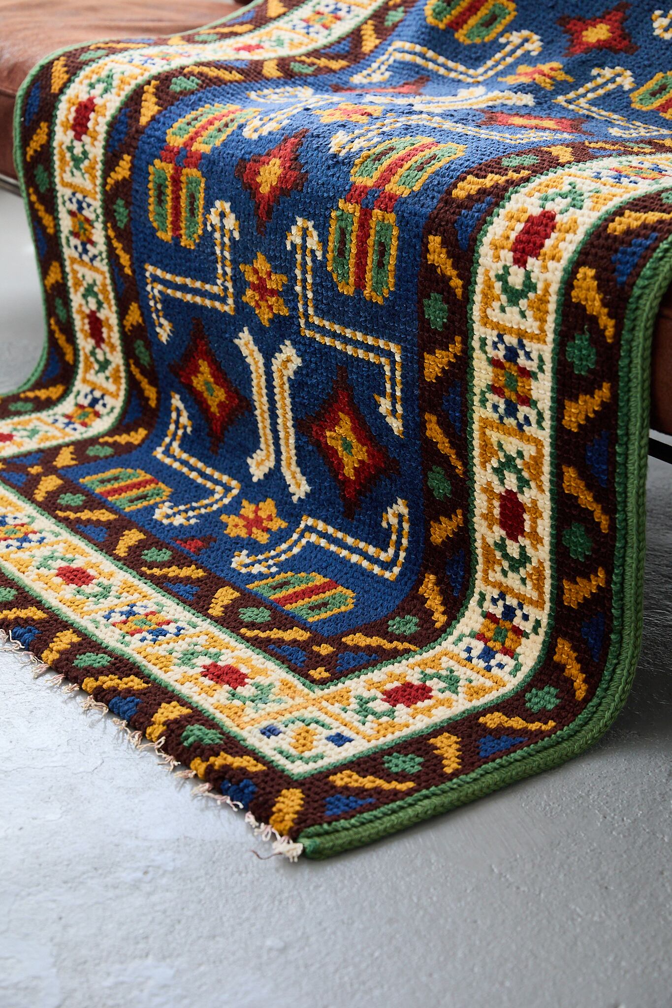 ヴィンテージラグトライバルラグバルーチ族(199×103cm)茶・赤・紺・黒