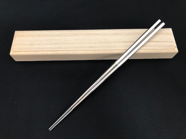 日本製　チタン箸（プラチナ箔）【桐箱入り】【贈り物に最適】/ Titanium Solid Chopsticks