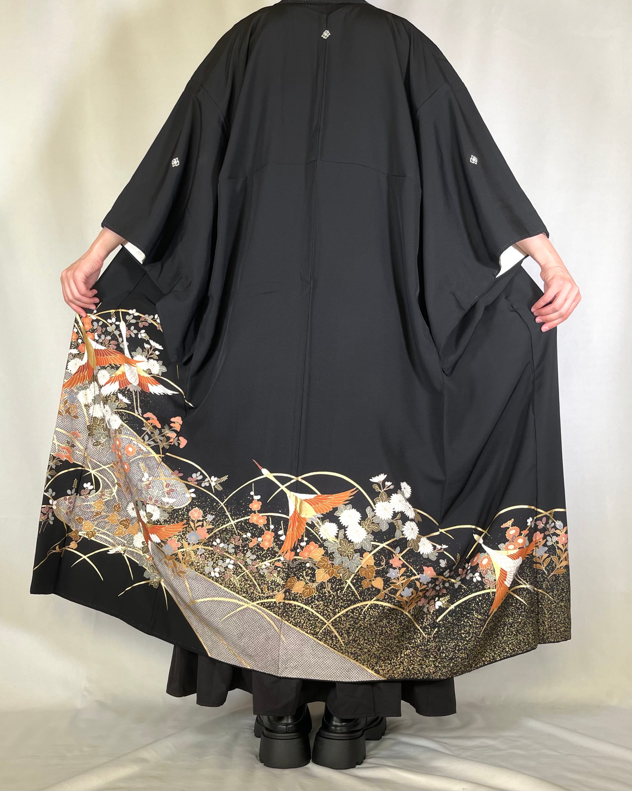 12563】 着物リメイク 留袖 ロングコート 模様 | 羽織屋 etowa 