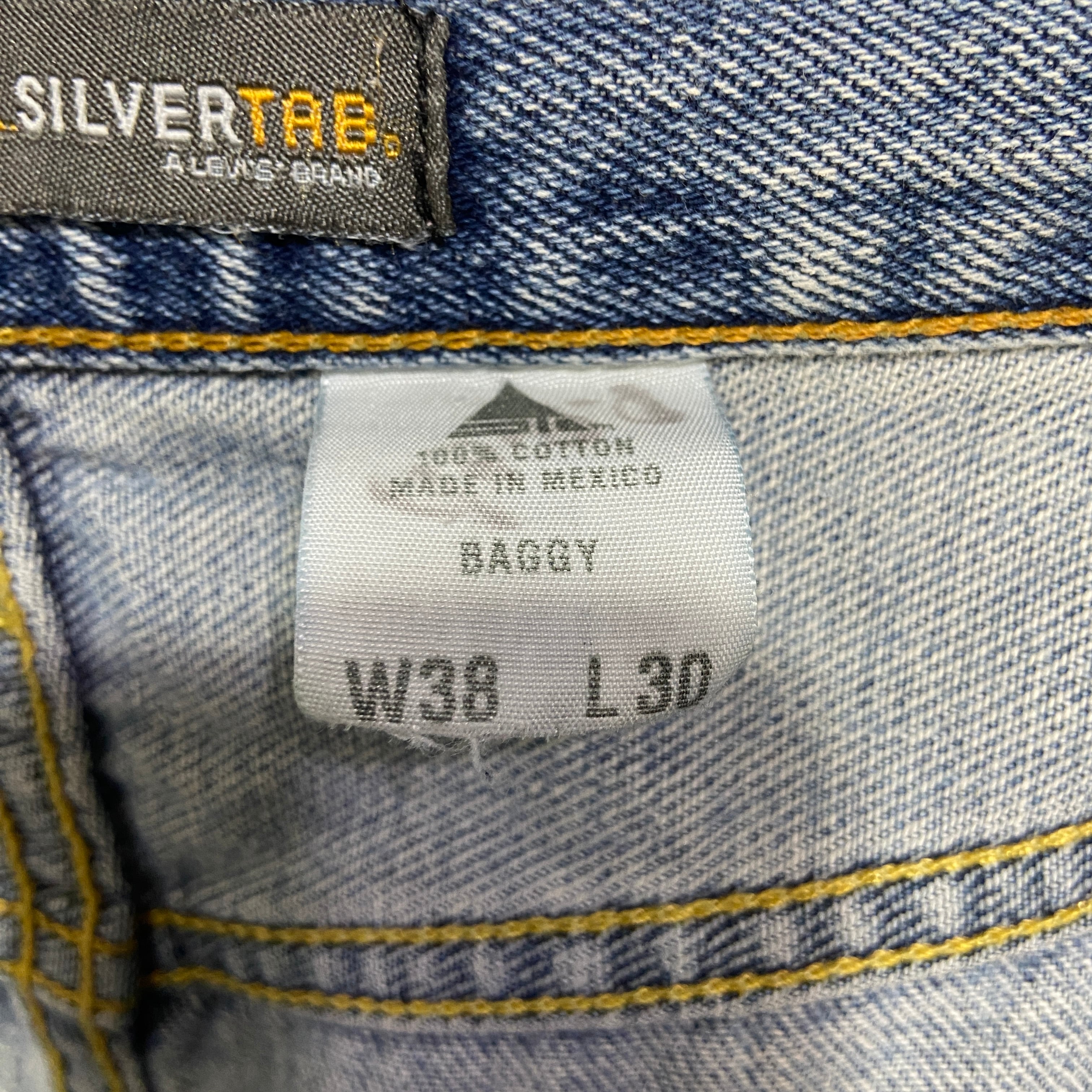 珍品！Levi's SilverTab デニムパンツ 38x30 ベイカー型
