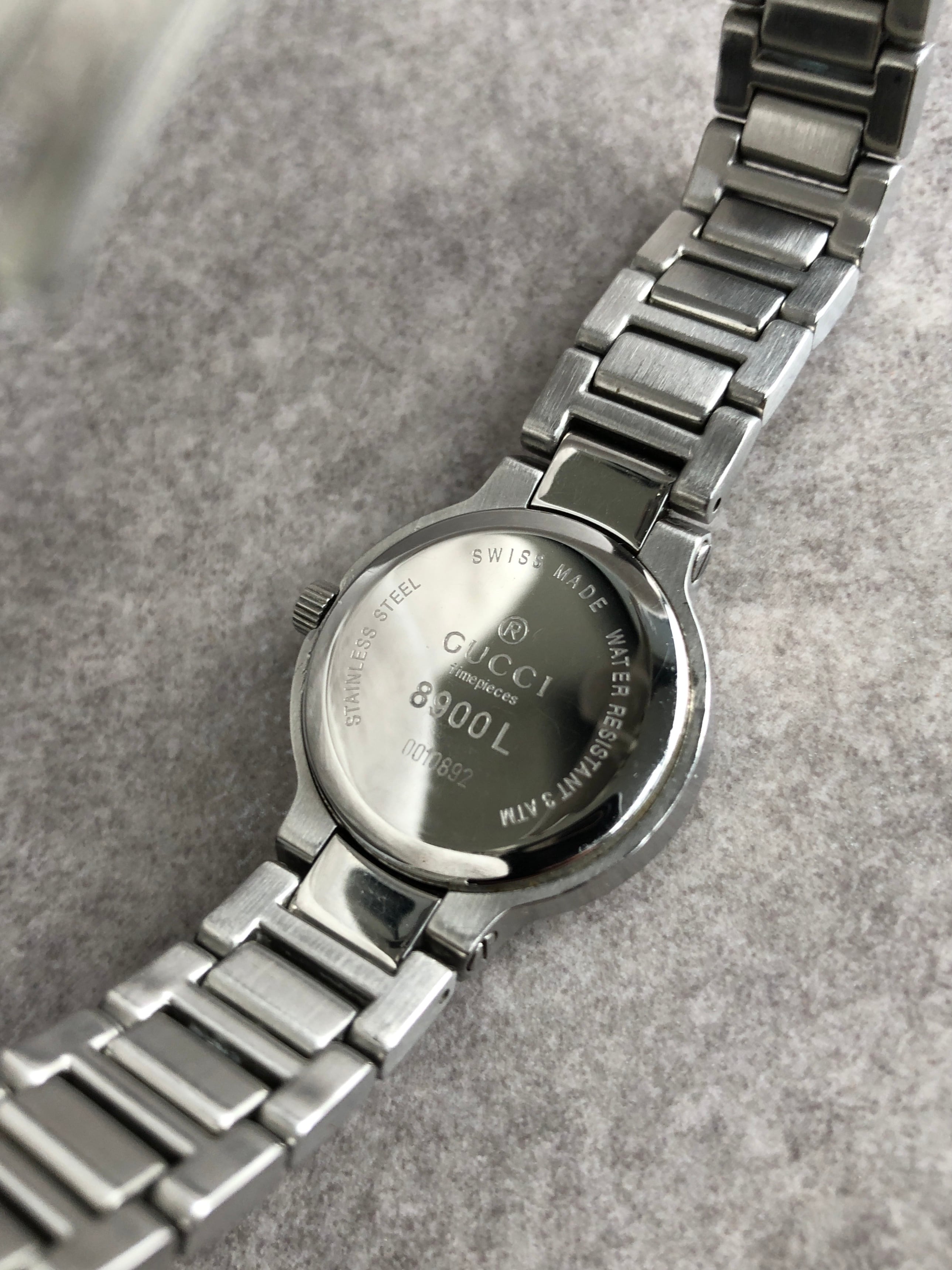 GUCCI グッチ 腕時計 シルバー ステンレススチール クウォーツ 8900L
