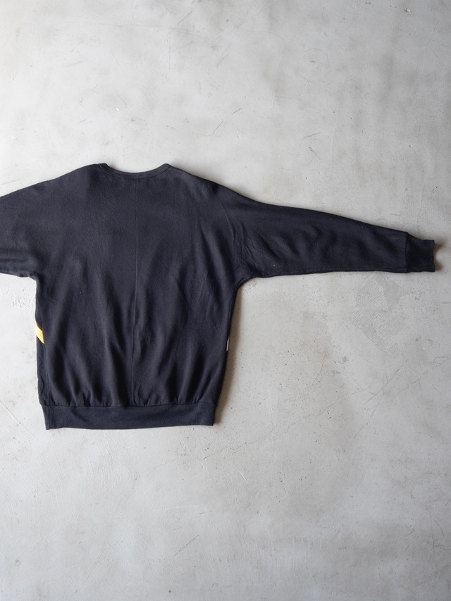 "Young stuff" '90s vintage Multi color line sweat