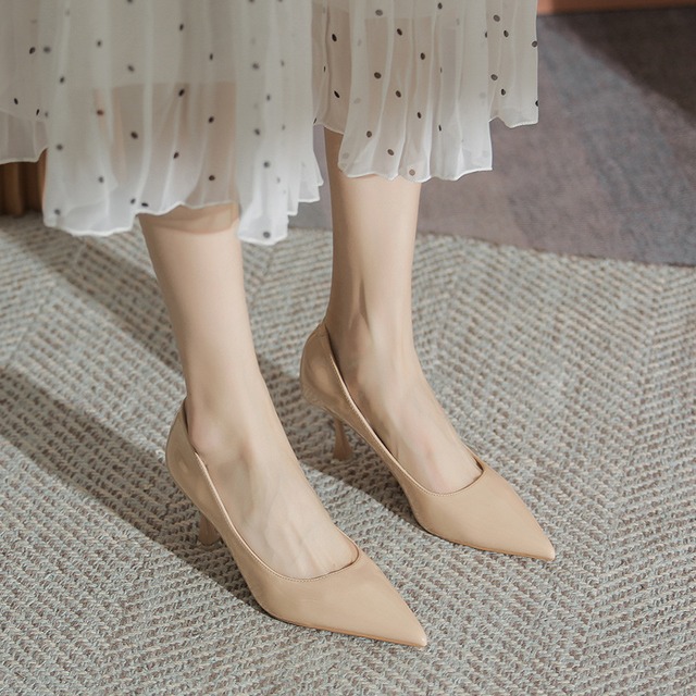 Chic Pointed Pumps