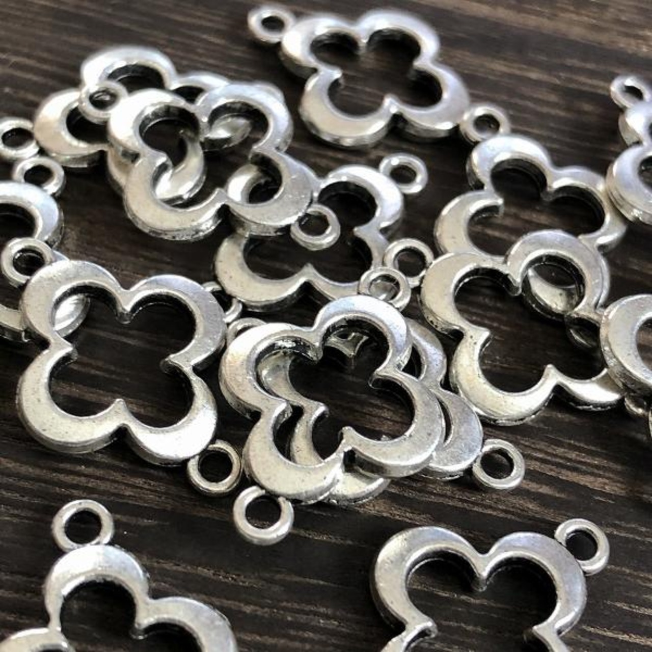 【2個】フラワー両カンチャーム