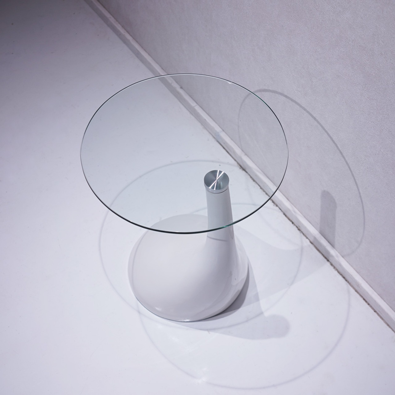 Anonymous Side Table / モダン ミッドセンチュリー サイドテーブル ガラステーブル （関連:アクタス イデー ウニコ ボーコンセプト）