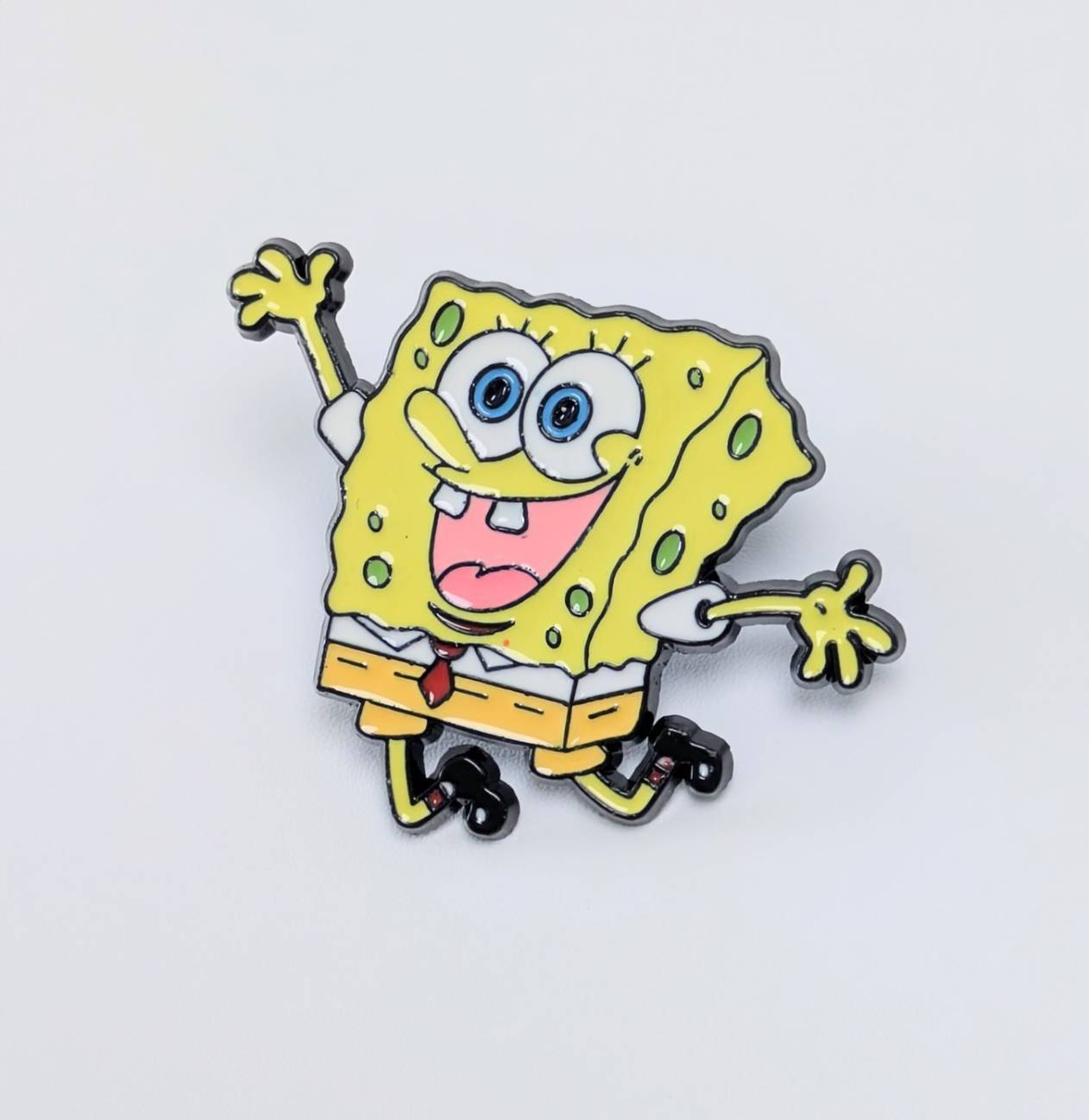 PINS（ピンズ）・缶バッジ | HAPPY GO LUCKY WEB SHOP