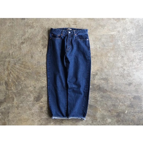 LAMOND (ラモンド)  Serubitch Tapered Blue Bio Wash Denim