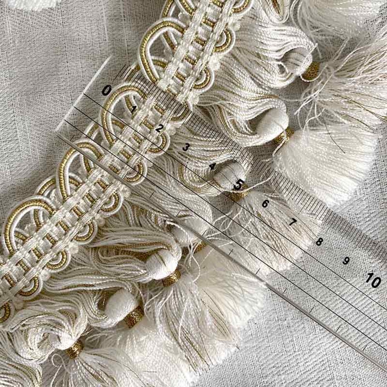 ガロンテープ タッセル　フリンジ付き　白×ゴールド　切売　Houles Paris　カーテン　未使用品 12clct1