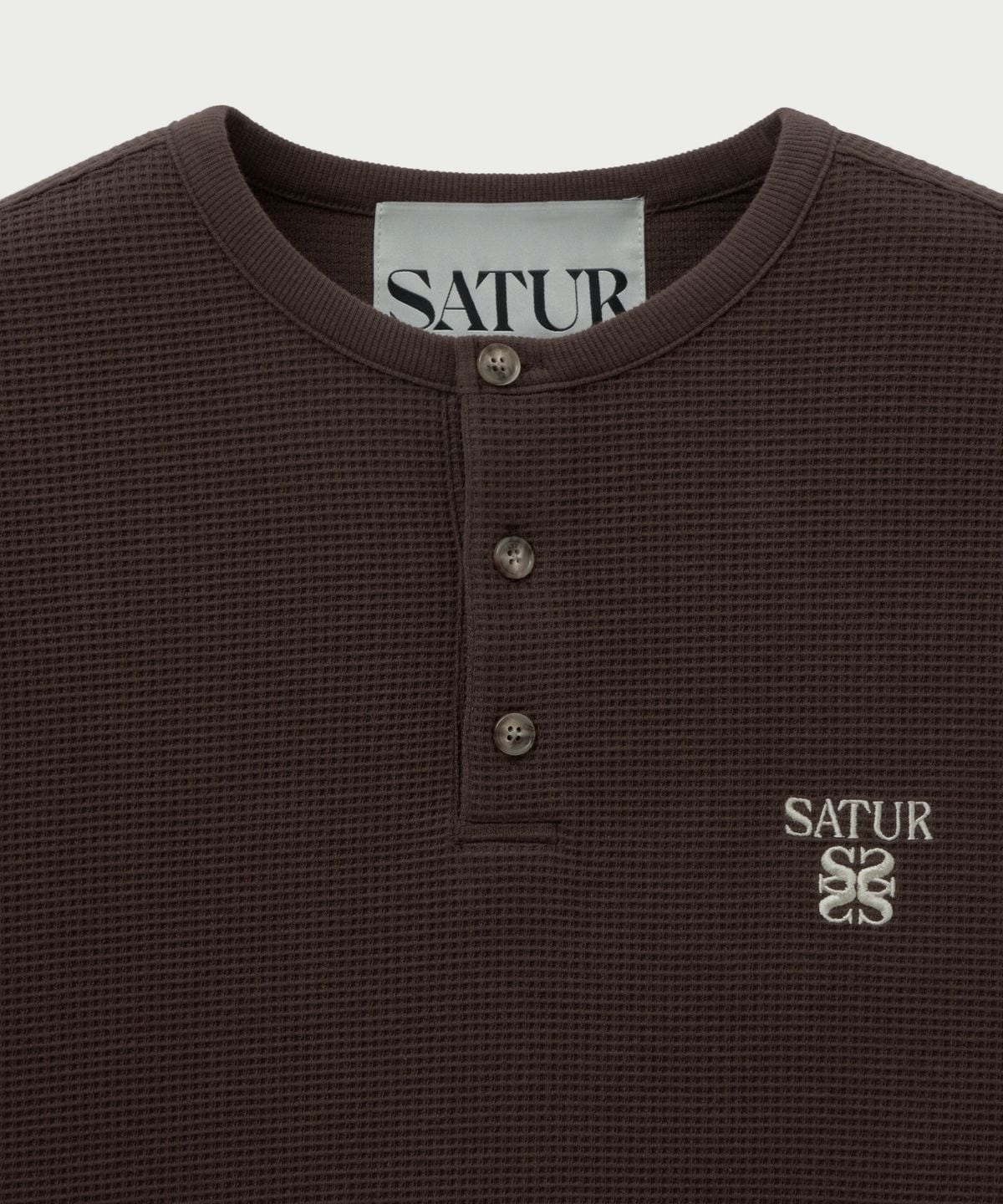 在庫少なめ！☆RIIZE アントン 着用！！【SATUR】Waffle Henry Neck T