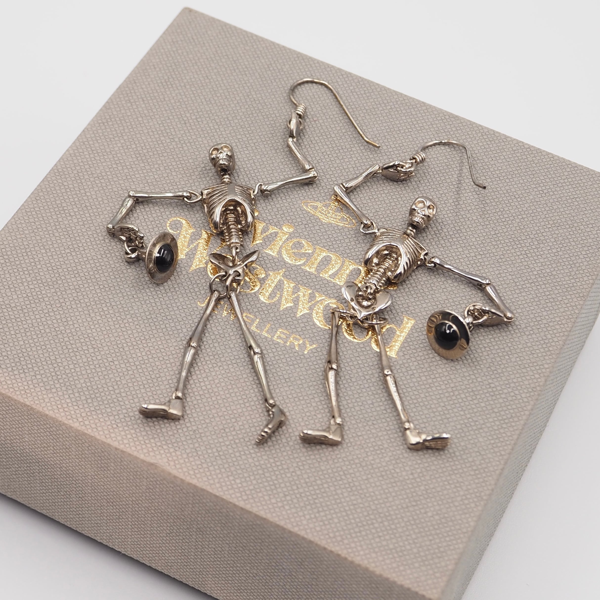 【現行品】Vivienne Westwood スケルトン ピアス GP シルバー ヴィヴィアンウエストウッド 付属品付き